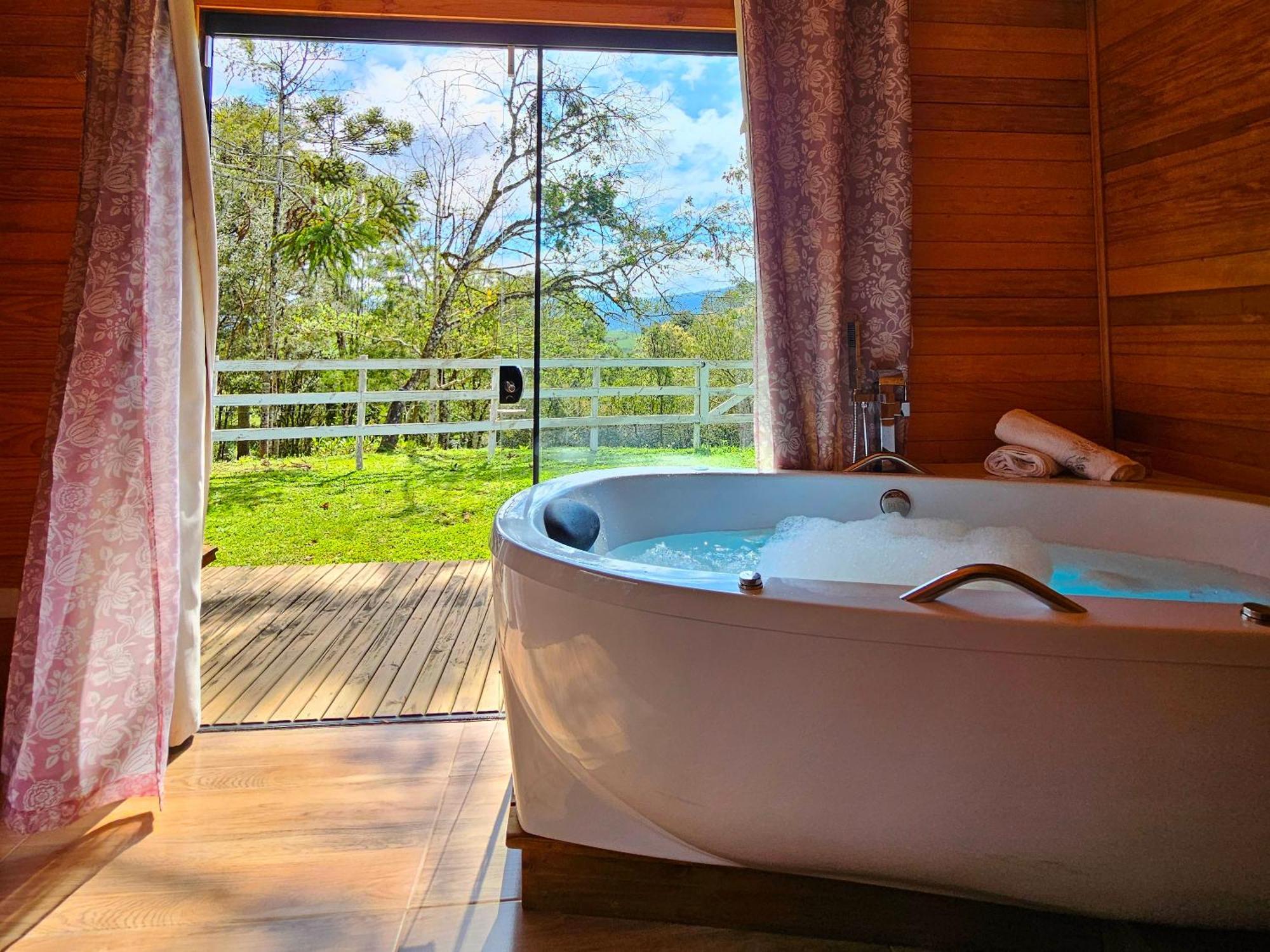Cabana Com Hidromassagem Bom Retiro  Luaran gambar